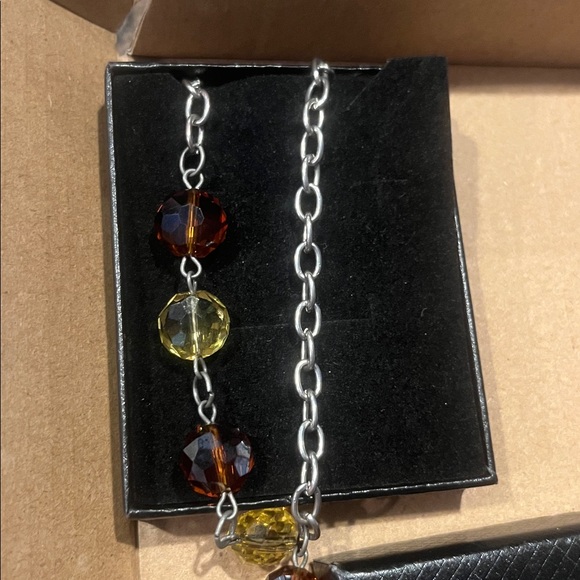 Wing Necklace - Picture 4 of 15